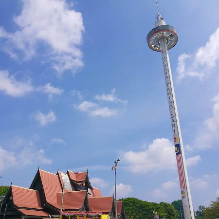 branded hotel Malacca Eksteriør billede